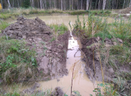 Прорыли канавы в/из Пожарный водоем